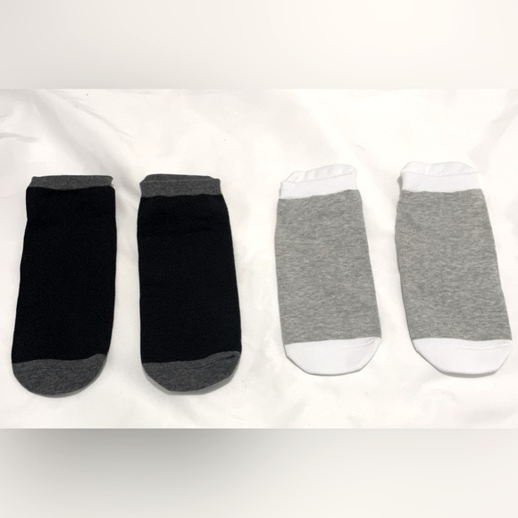 2pk New Parents Gifts Daddy Mommy Est 2023 New Mom and Dad Socks Pregnancy - Picture 7 of 7